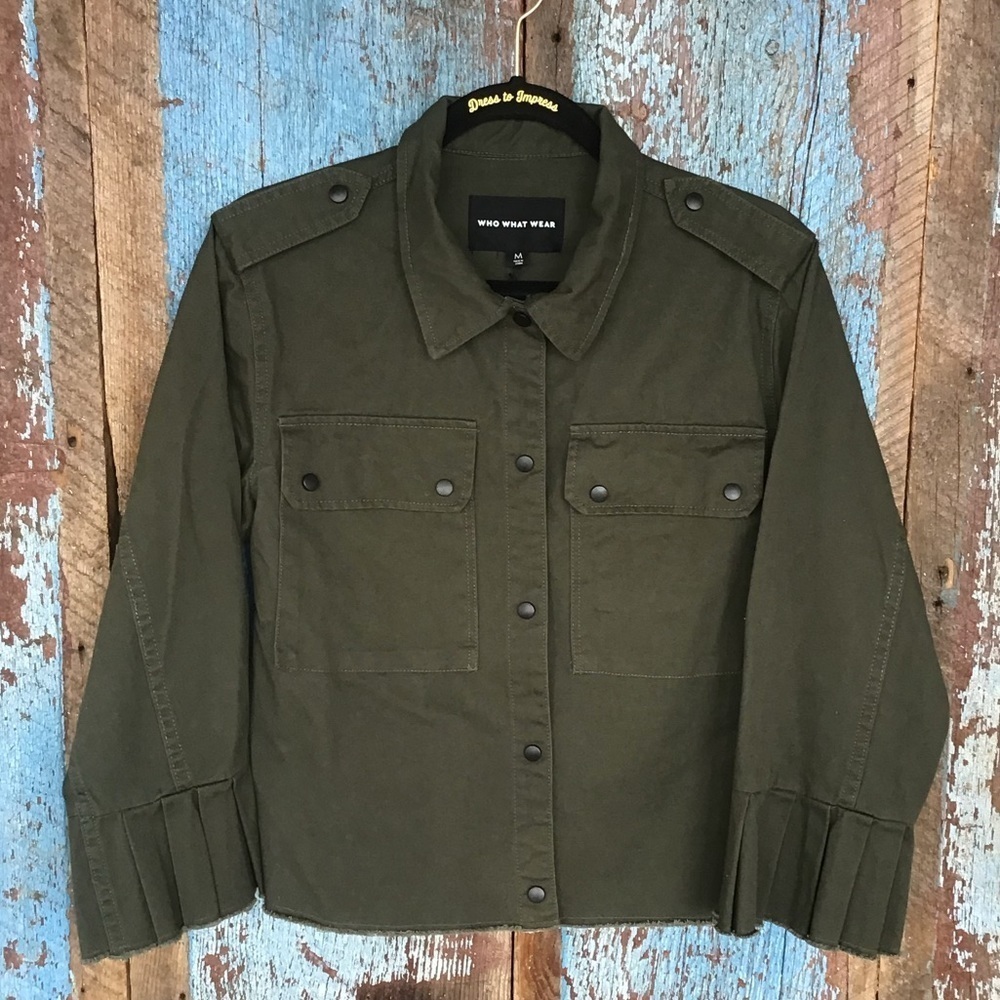 Who What Wear Green Ruffle Sleeve Utility Jacket